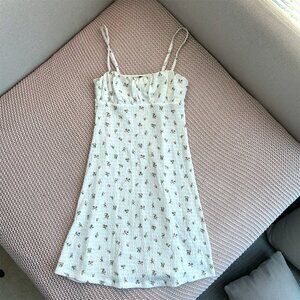 H&M Women's White Floral Mini Dress XS